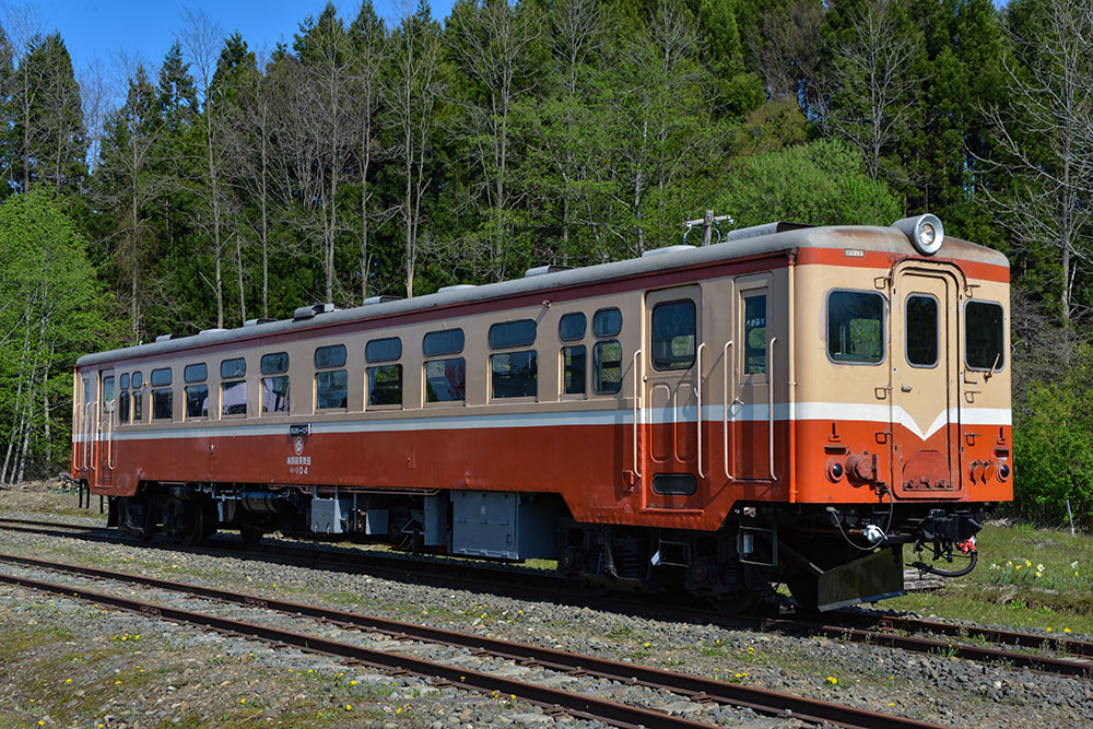 レールバス [RAILBUS] 一般社団法人南部縦貫レールバス愛好会 | 車両紹介